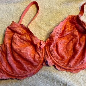 Lacy Pink Chantelle wired